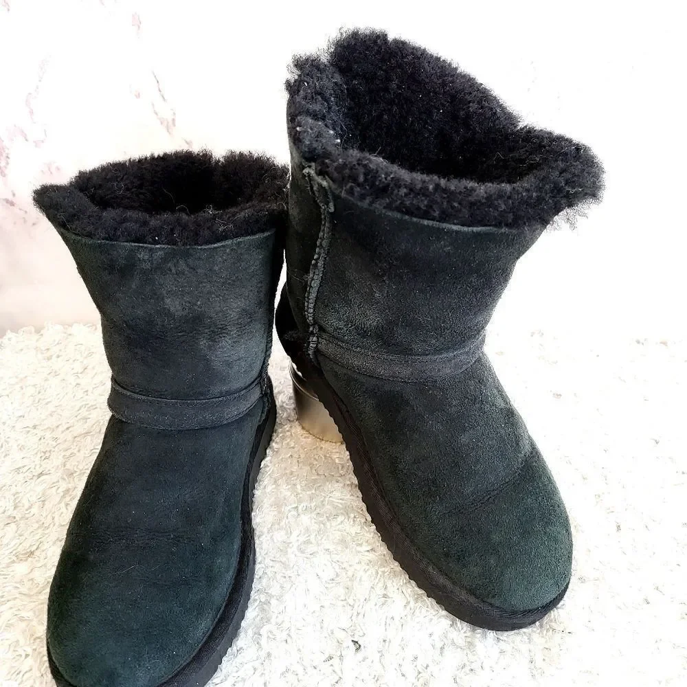 Costco Kirkland brand suede leather with real shearling lining